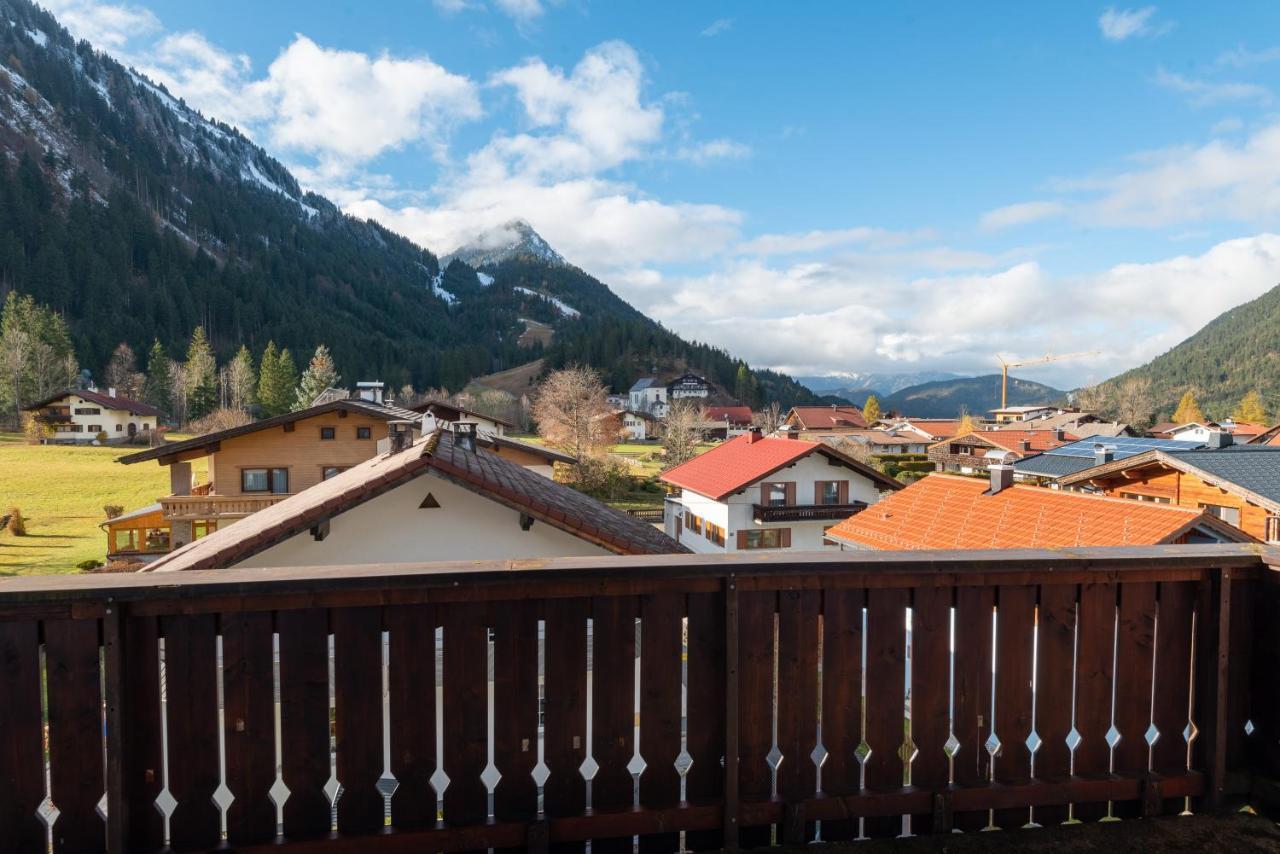 Ferienwohnungen Hirschen Bichlbach Exteriör bild
